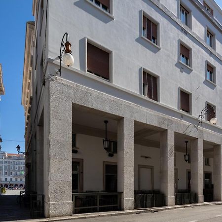 Vis A Vis Apartments Triest Exterior foto